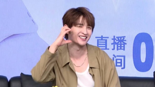 张远追星张信哲现场激动喊话，粉丝直呼共情