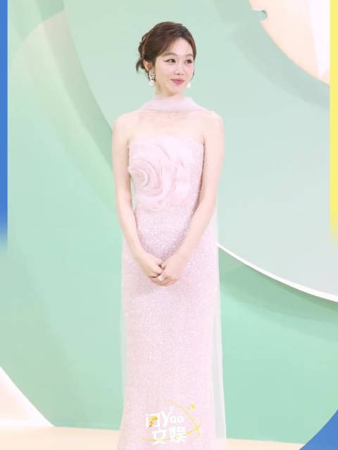 姜妍就是白玉兰本兰吧