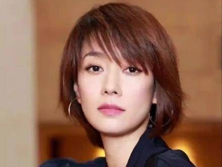 马伊琍分享李娟文字，称《我的阿勒泰》抚慰人心
