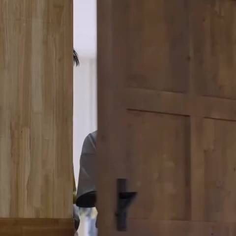 张哥哭得好美 又觉得可怜