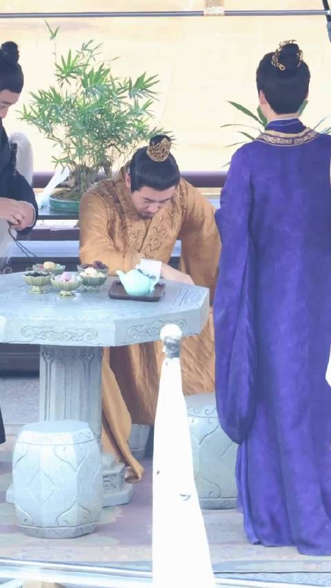 张垒昌隆新戏痛感演技引热议