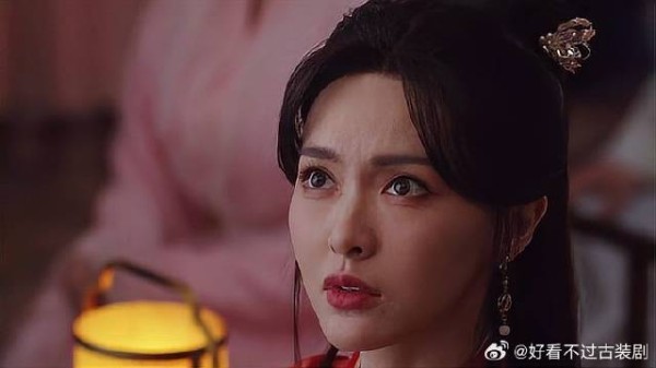 俩人来找阿修，结果人没找到自己暴露了