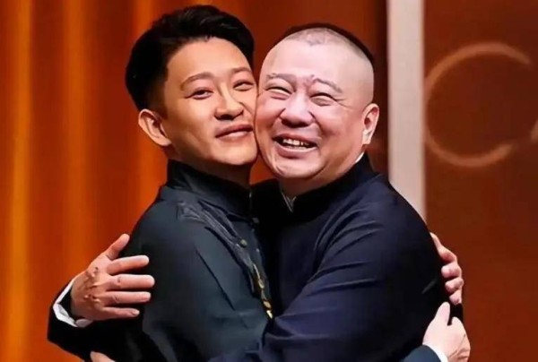 曹云金离开德云社15年，为何未再拜师？李琦老师的点拨