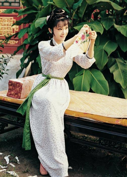 87版《红楼梦》里的“晴雯”，现在怎样了？