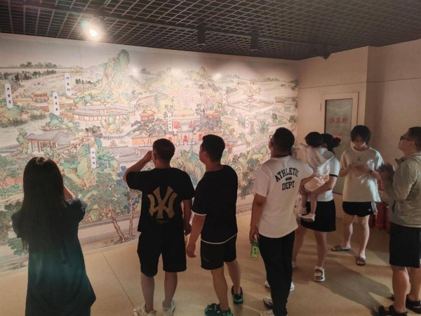 “孙温孙允谟的红楼情缘”展览在旅顺博物馆开幕