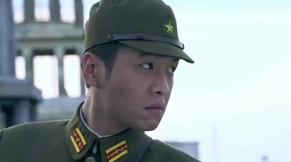 黎明绝杀:男儿带领手下突袭鬼子,手下佩服不已,太精彩了!