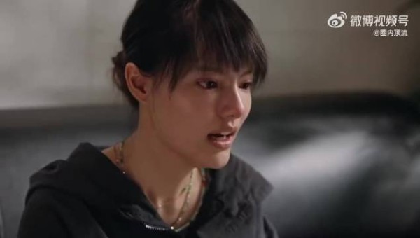 《利剑玫瑰》莲翘生父为三万卖女,恶行堪比人贩
