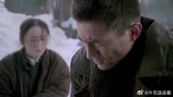 栾副官逃上威虎山，揭发杨子荣，场面火药味十足！