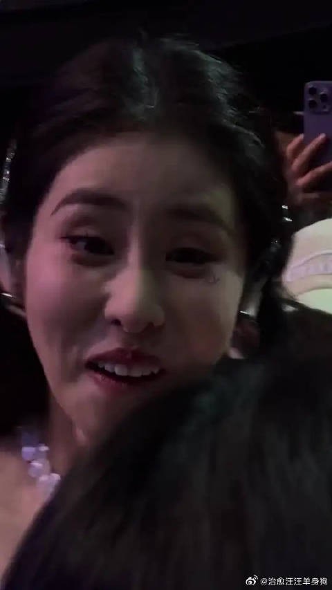 姐姐状态还是这么好，问题不大继续加油尽情唱吧