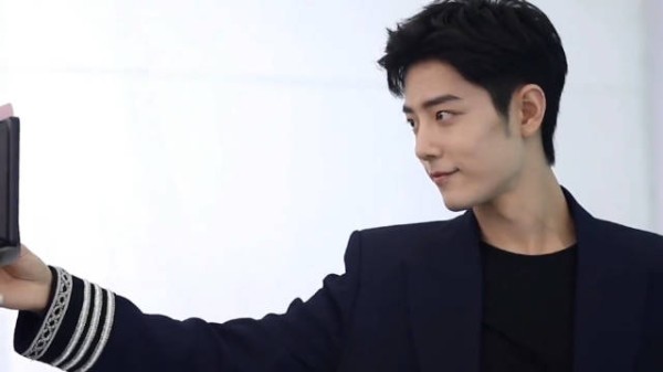 肖战31段广告拍摄花絮，一次看个够～xz