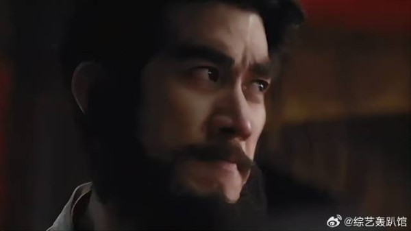 李治廷金轮法王表演惊艳四座 演技精湛获赞无数，经指导后更上一层楼