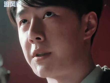 魏若来临场演讲感人至深，白纸控场展现高能时刻