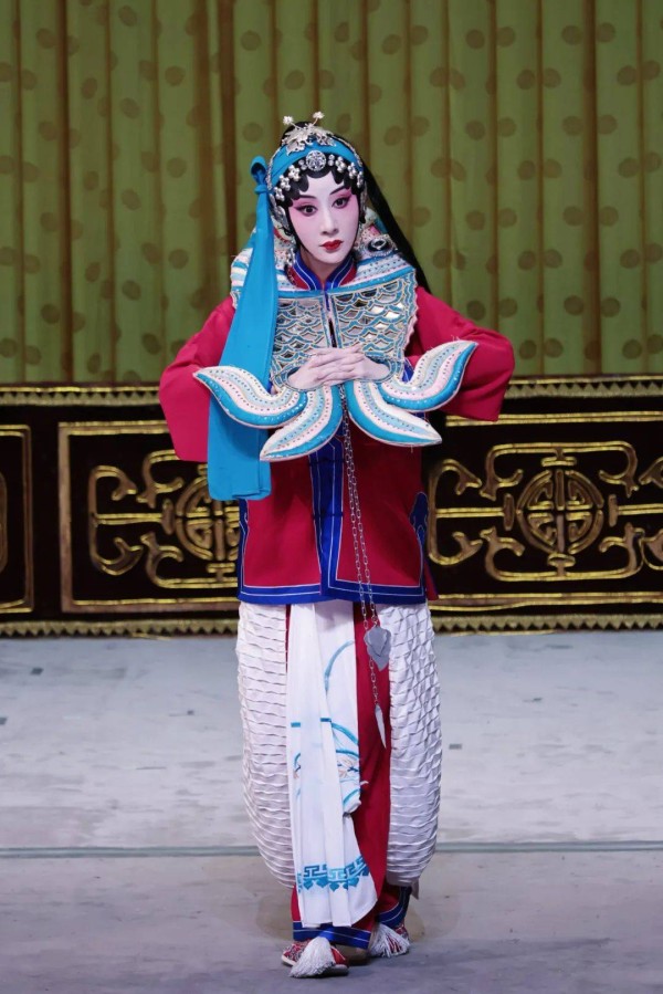 玉堂春里花正艳 秋声霏扬薪火传——观北京京剧院程派青衣沙霏全本《玉堂春》有感
