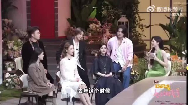 哈妮克孜直播问孙乐言嗑自己吗,孙乐言回应先嗑为敬