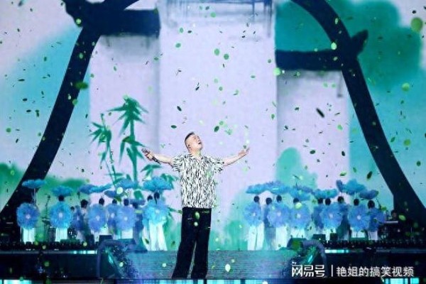岳云鹏回应演唱会争议：我喜欢站在人群里唱歌