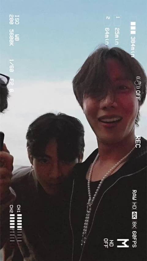j-hope INS Story更新金泰亨相关 泰亨儿侬木耶啵!