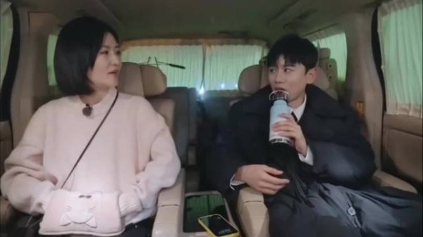 张杰谢娜结婚14年甜蜜互动曝光,母带内容引期待
