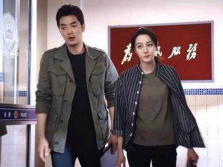 警犬也疯狂，这画面有点意思，主任还是主人？我心里自有一杆秤，利剑玫瑰