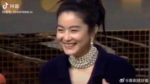 林青霞1993年赴韩国采访现场，盛世美颜，东方不败