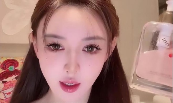 消失200天的叶珂杀回来了！9天狂赚千万，说“赚钱不羞耻”
