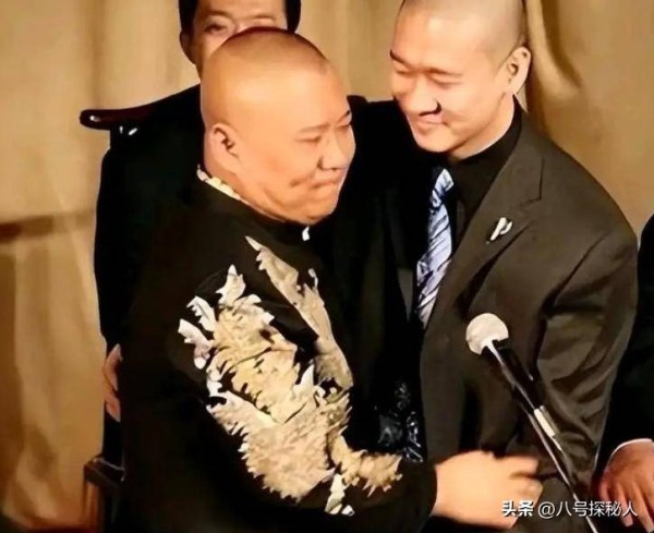 曹云金回应与郭德纲师徒关系，从姐夫到老师，恩怨终成流量密码