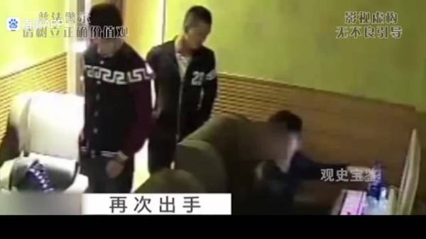 02年两个混混因抢劫,毁掉一座二线城市,中国国运也被按下暂停键