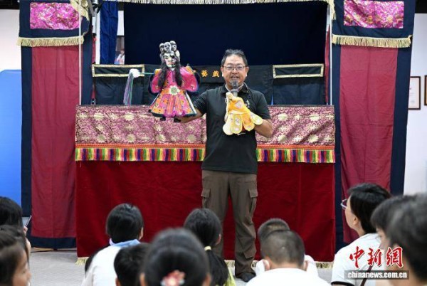两岸童心聚福州 台湾艺人分享传统戏曲魅力