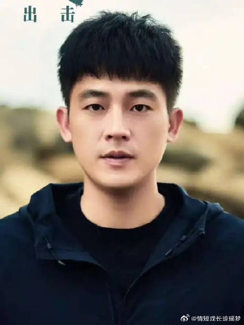 “两个男人的相互救赎，因为你帮过我所以我也想帮助你”