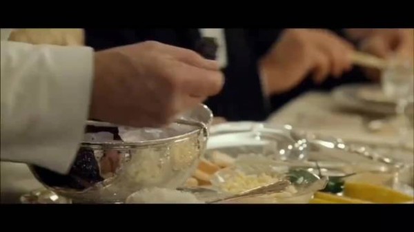 底层人物与贵族共餐不卑不亢获赞赏
