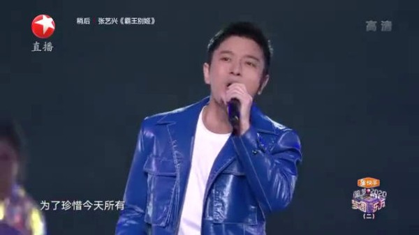 一曲《改变自己》用独特的视角，从幕后一镜到底走上舞台！