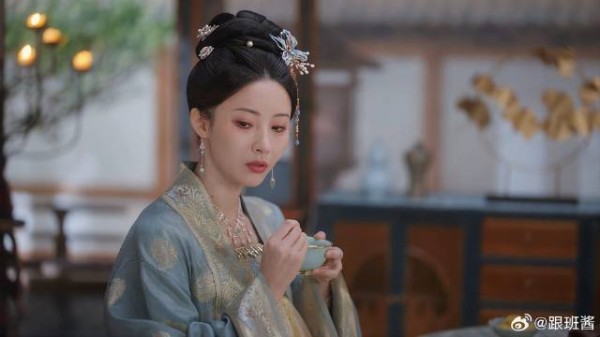 四少主夫人信心满满，哪料下秒就被打脸，活该啊！