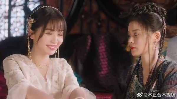 小兰花不再在乎自己身世,只知道,以后是东方青苍的妻子