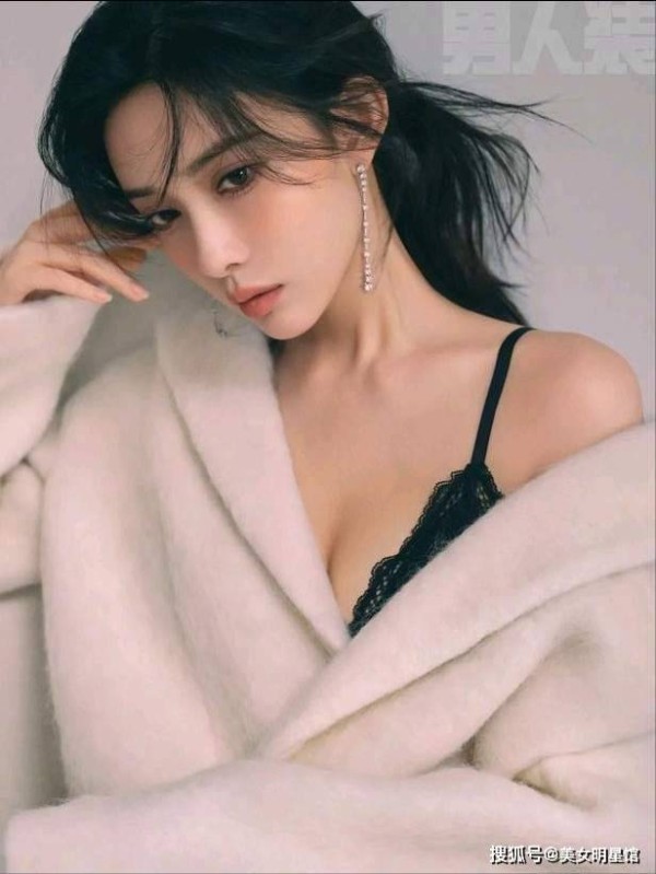 看呆了！27岁孟子义，完美身材令人瞠目结舌！