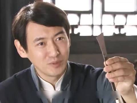 男人给鬼子修脚时,把鬼子的腿割得四分五裂
