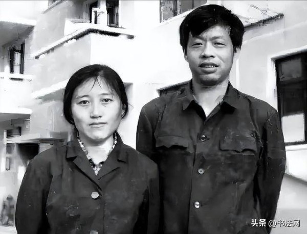这是王小波写给赵朴初的信，以25万元成交，这字水平有点出人意料