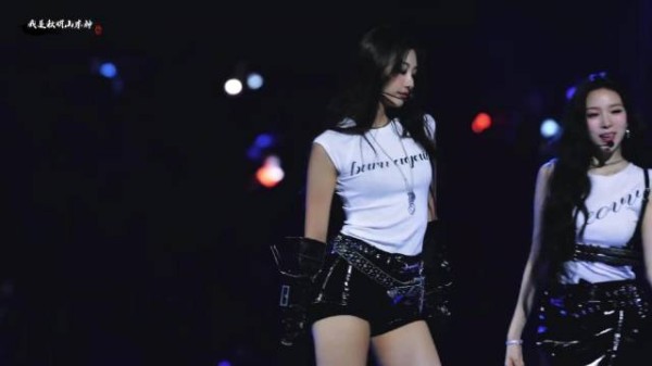 混血美女GAWON李嘉元热舞直拍感受下，这大长腿真的是惊艳绝伦
