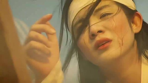 年轻就该趾高气昂，视频致敬奋斗者
