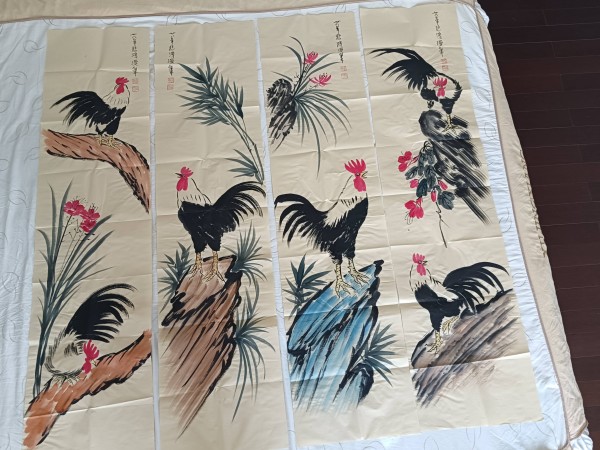 雄鸡一唱天下白：徐悲鸿《雄鸡图四条屏》的艺术价值与时代精神