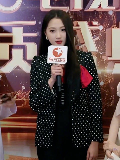 关晓彤品质盛典畅聊角色塑造，坦言挑战少女感