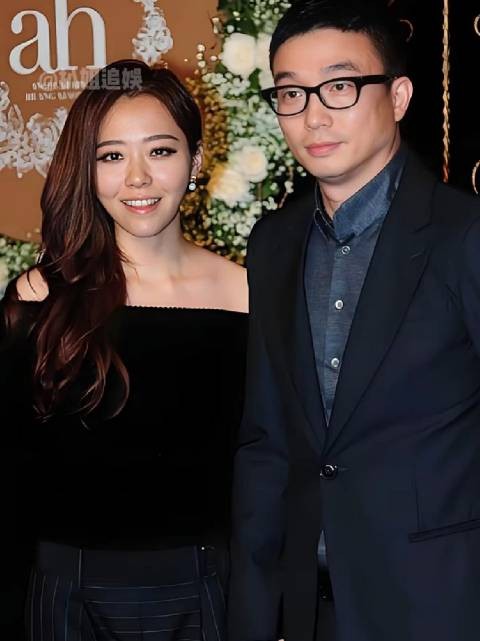 张靓颖离婚7年后事业崛起，前夫冯轲卷走6亿资产
