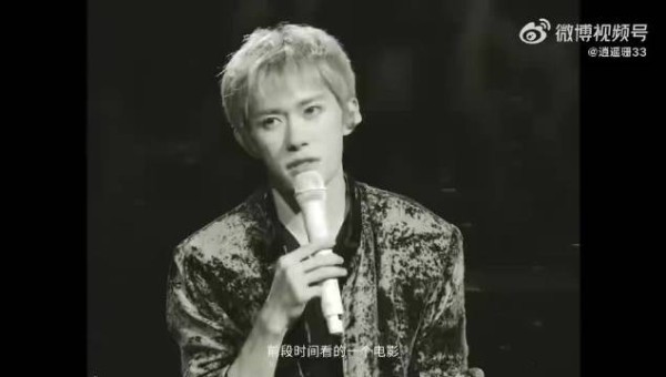 易烊千玺献唱《同乘》引回忆杀，手绘车叠纸船催泪全场