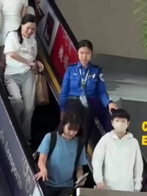 只能说孙颖莎脾气太好了，换别人早愤怒了，有些人太没有边界感了