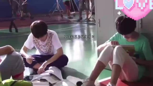 为什么tfboys 粉丝粘性这么高？因为粉丝都是看着他们苦过来的