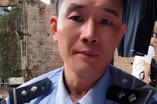 “小兵张嘎”谢孟伟被拘留！目无法纪，坑蒙老百姓，这次彻底凉凉