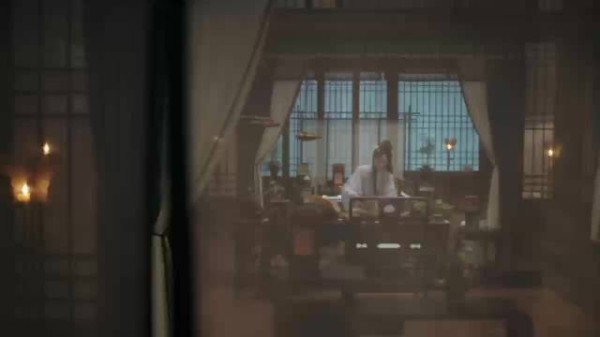 武侠剧联姻引争议，娜扎饰演雪鱼宝被迫联姻