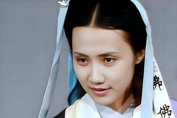 林黛玉前世是女尼，还是仙姑？邢岫烟一眼看破：侯门贵女很难守贞
