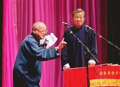 天津相声节上演“津门笑星一家亲”