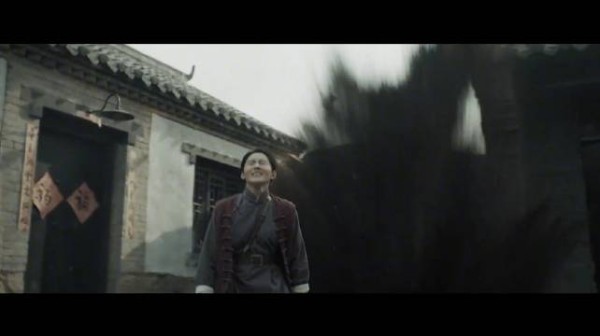 我们的河山：警备团反水，汉奸炸晕团长夫人，谁料下秒她就抄起枪