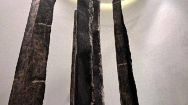 与“漆”为友，翁纪军漆艺展在震旦美术馆开幕