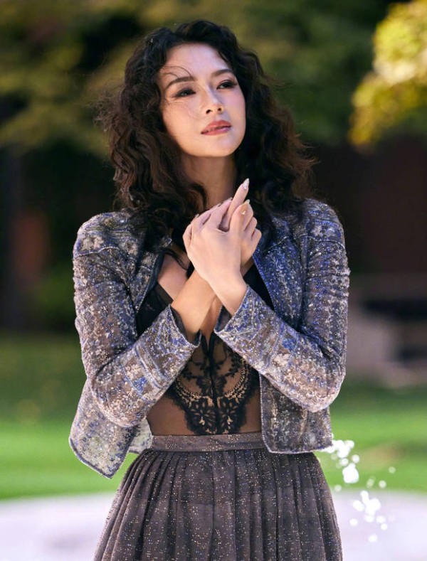 章子怡美出新高度。